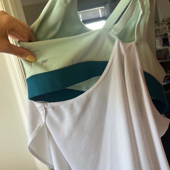 Fabletics Cashel Performance Swing Tank Top - Picture 9 of 9